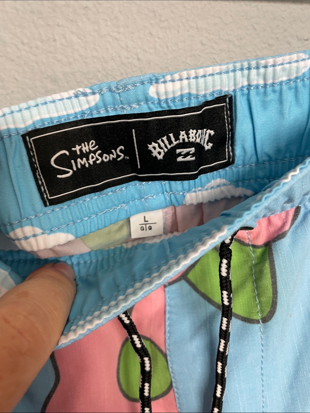 NWOT Billabong x
Simpsons WFH Layback 17" Board-short Men's - Coastal size L - Picture 2 of 10